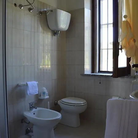 مزرعة للإقامة Azienda Agrituristica Carida