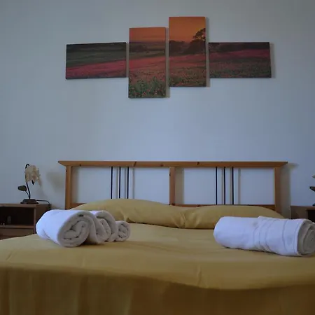 مزرعة للإقامة Azienda Agrituristica Carida *