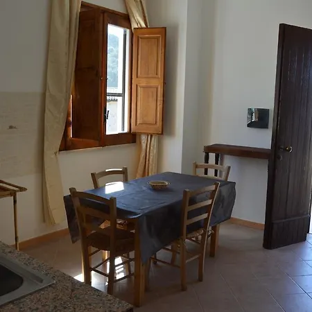 Azienda Agrituristica Carida Vakantieboerderij