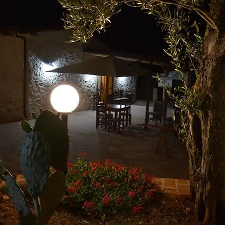 Azienda Agrituristica Caridà Alloggio per agriturismo *