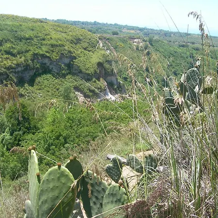 Azienda Agrituristica Carida * Zaccanopoli
