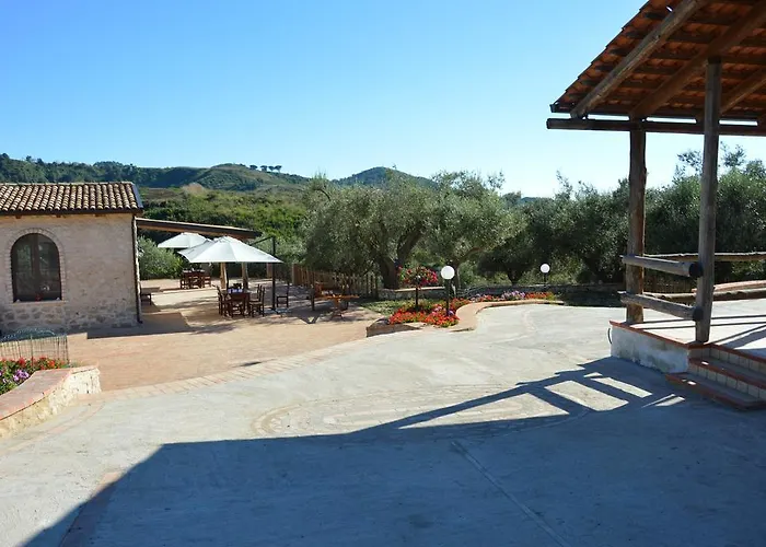 农家乐 Azienda Agrituristica Carida Zaccanopoli